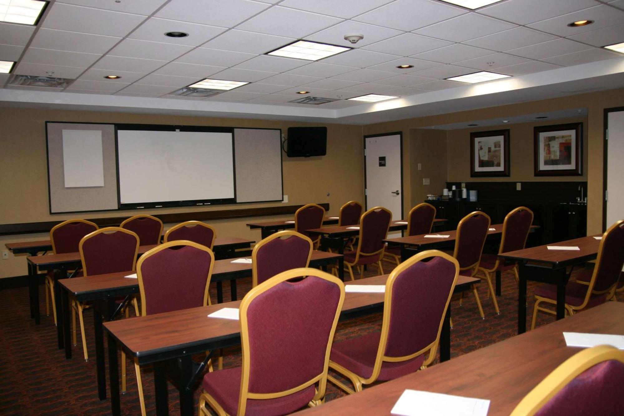 Hampton Inn And Suites Peru Ngoại thất bức ảnh